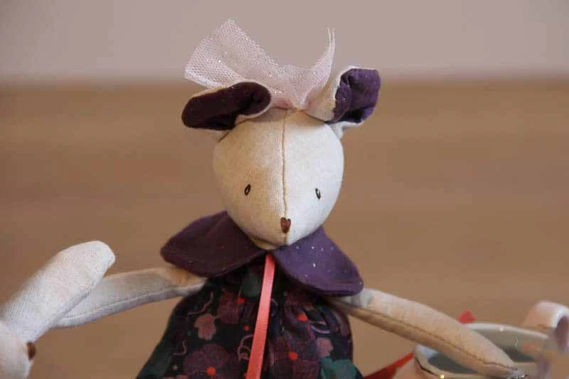 Peluche Petite Souris Sissi Il était Une Fois Moulin Roty – Image 2