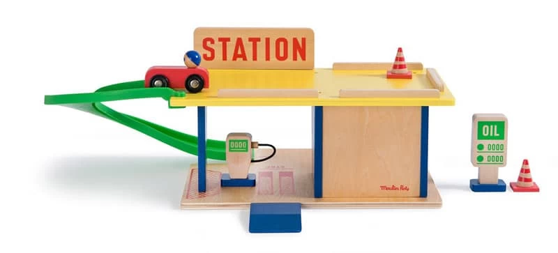 Station Essence Dans La Ville Moulin Roty – Image 2